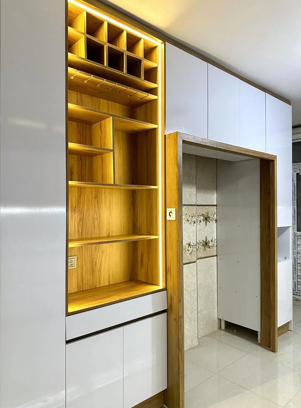 کابینت آشپزخونه هایگلس متری ۲۹ میلیون