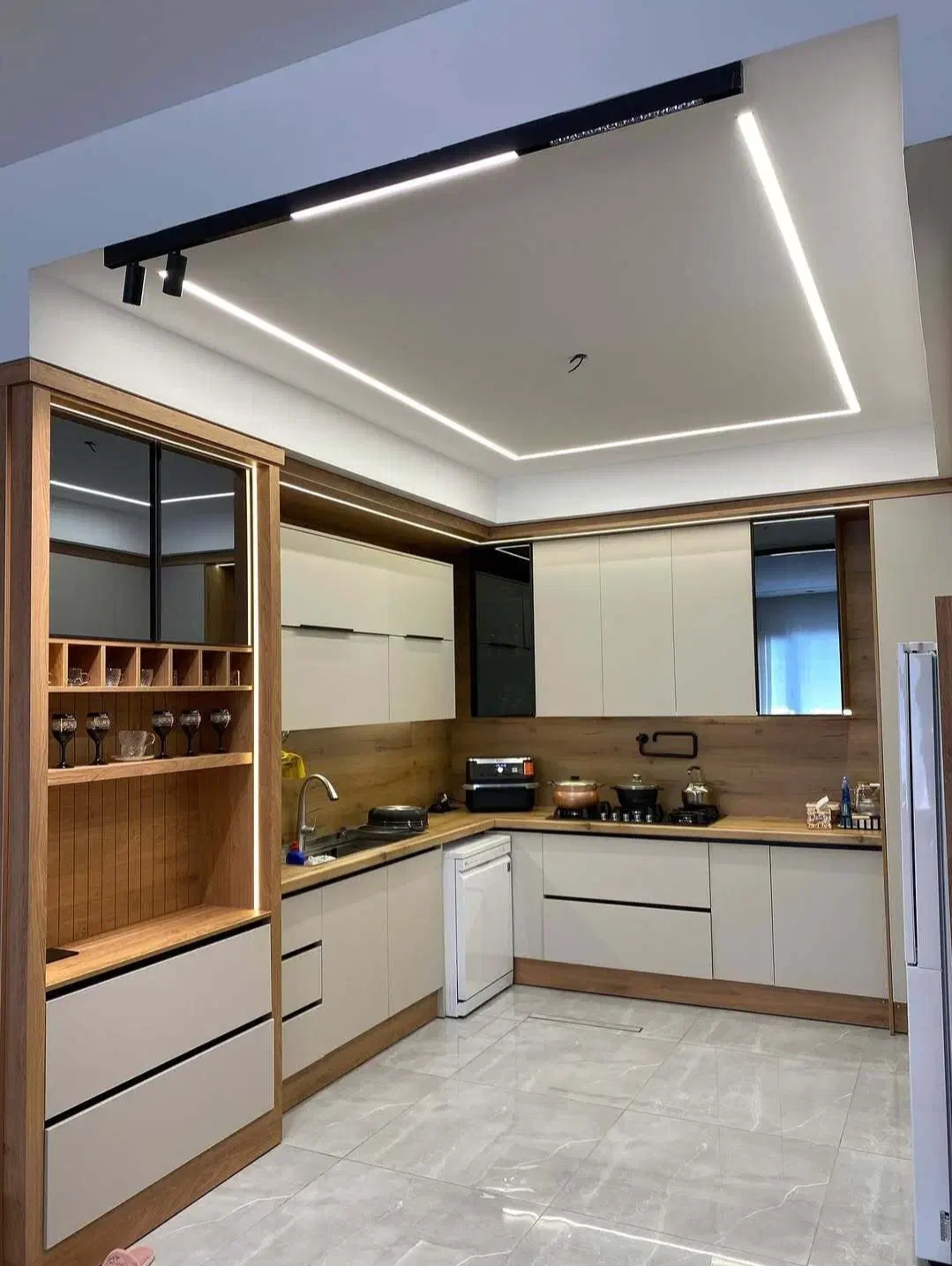 کابینت هایگلس سوپرمات و انتی فینگر مدرن متری ۲۸